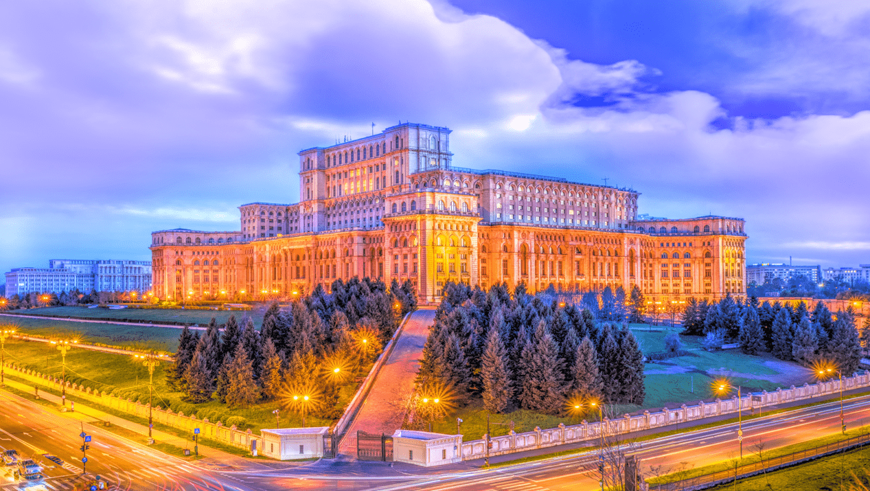 Het parlementair paleis in Boekarest - Shaping Europe