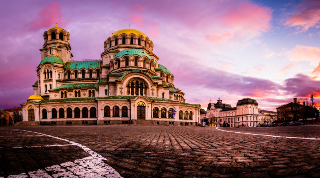 Country profile of Bulgaria: The never-ending catch-up - Shaping Europe